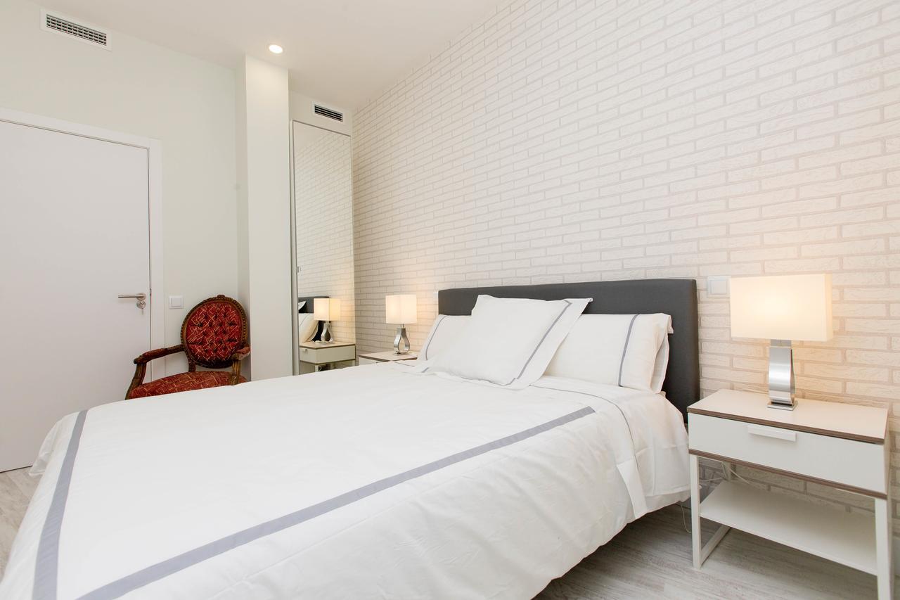 Bookinmadrid Com - Cascorro Sq 18 Pax Madri Exterior foto