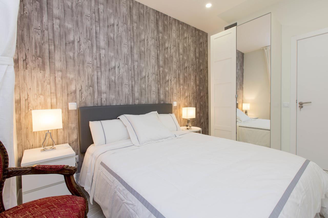 Bookinmadrid Com - Cascorro Sq 18 Pax Madri Exterior foto