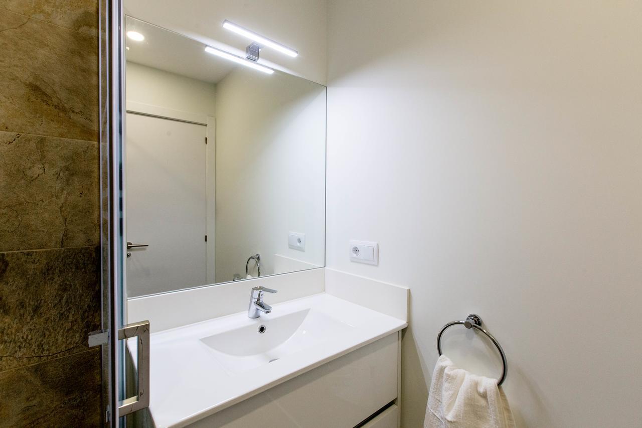 Bookinmadrid Com - Cascorro Sq 18 Pax Madri Exterior foto