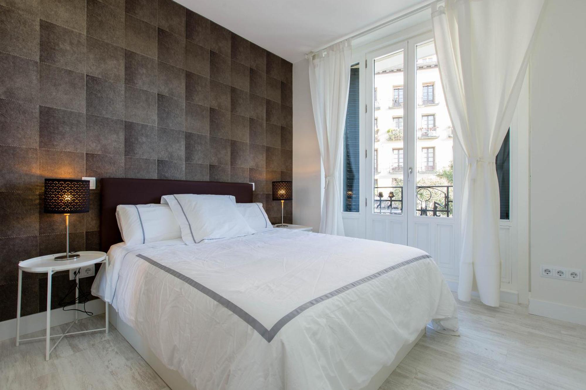 Bookinmadrid Com - Cascorro Sq 18 Pax Madri Exterior foto